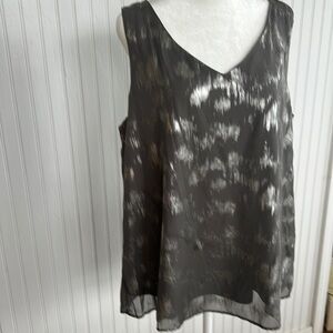 Covington short sleeve lined top